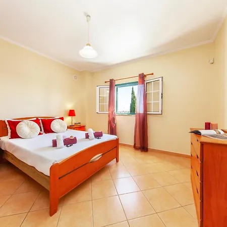 Saona By Algarve Vacation بيت للعطل