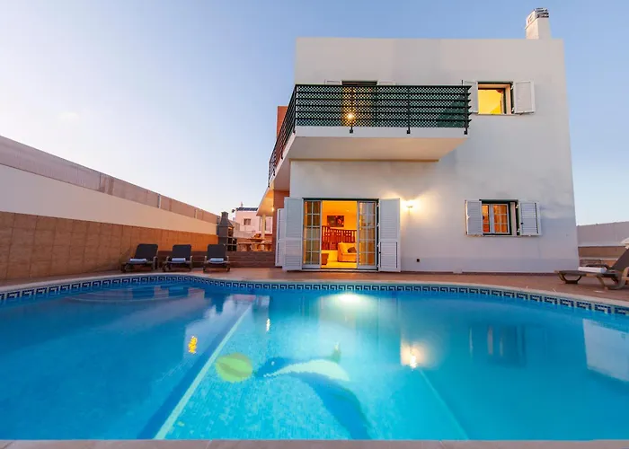 Saona By Algarve Vacation 別荘